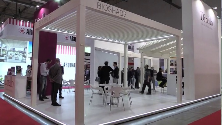 FLEXIA – PERGOLA ADDOSSATA CON TELO RETRAIBILE – Euroarredo